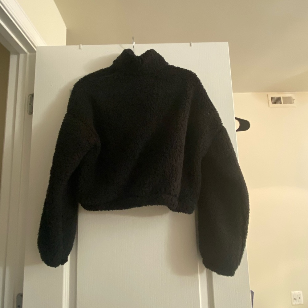 jackets - Picture 3 of 4